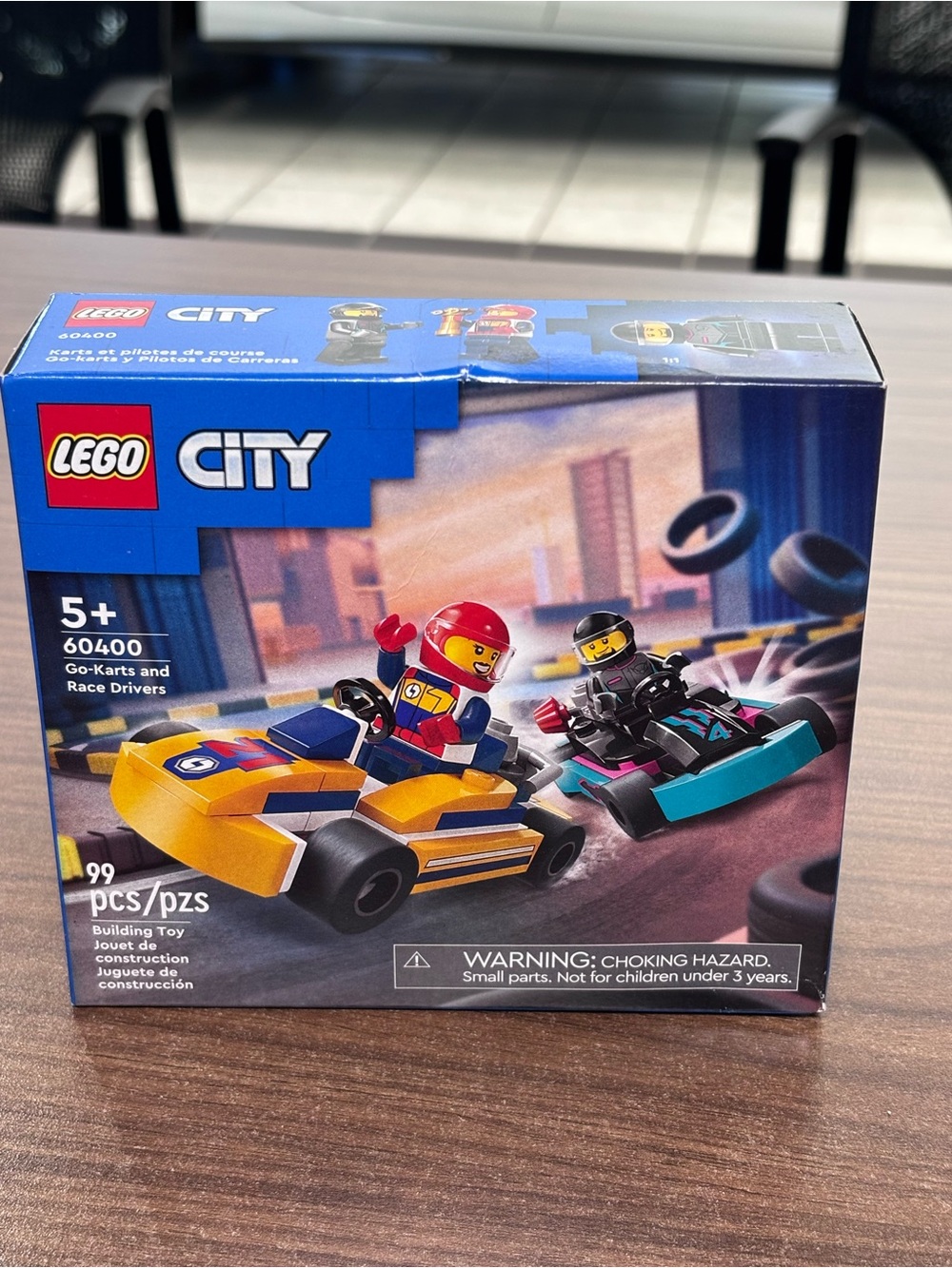 Lego City Go-Karts and Race Drivers Building Toy 99 Pieces 60400 NEW